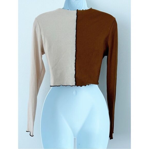 3/$15 SHEIN Two Tone Lettuce Trimmed Long Sleeve Cropped Ribbed Top Size Medium - Picture 8 of 15